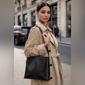 RARE BURBERRY Vintage Black‎ Patent Leather Shoulder Bag